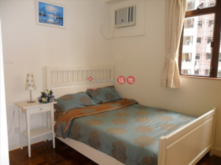3 Bedroom Family Apartment/Flat for Sale in Central Mid Levels