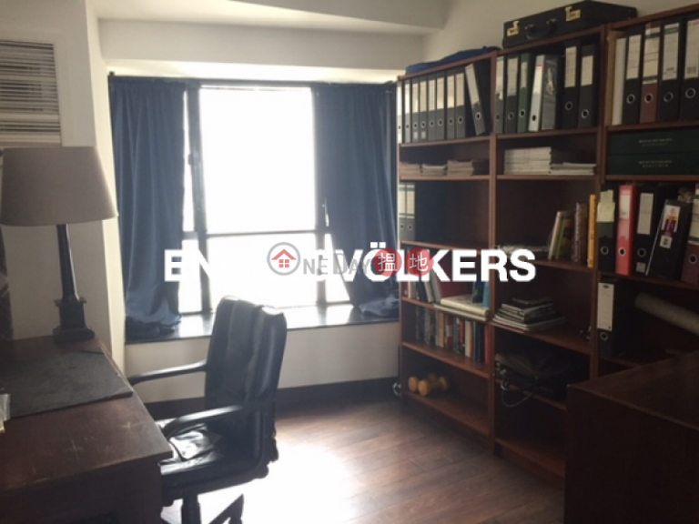 3 Bedroom Family Flat for Sale in Central Mid Levels