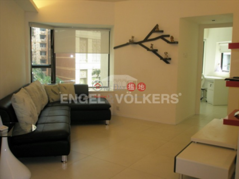 2 Bedroom Apartment/Flat for Sale in Mid Levels - West