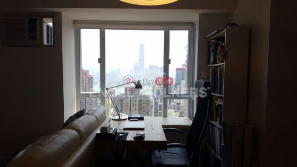 1 Bed Flat for Sale in Mid Levels - West