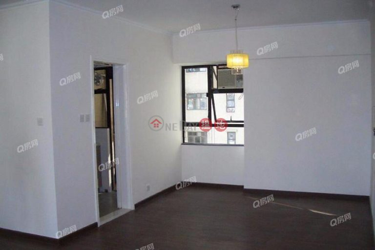 Robinson Heights | 2 bedroom High Floor Flat for Sale