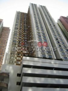 Spacious high floor unit in Excelsior Court