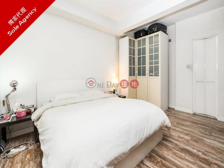 Studio Flat for Sale in Mid Levels West
