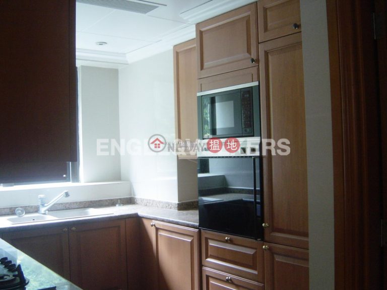 3 Bedroom Family Flat for Rent in Central Mid Levels