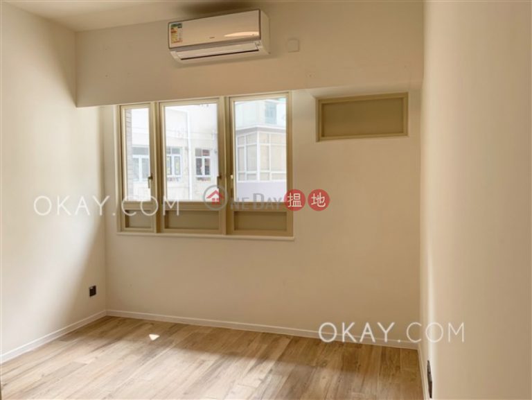 Gorgeous 2 bedroom in Mid-levels Central | Rental