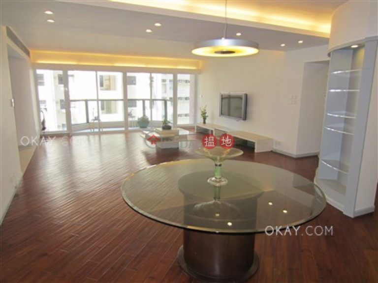 Efficient 4 bedroom with balcony & parking | For Sale