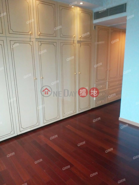 Dynasty Court | 3 bedroom Mid Floor Flat for Rent