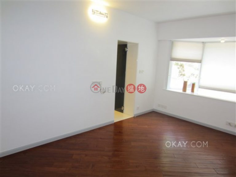 Efficient 4 bedroom with balcony & parking | For Sale