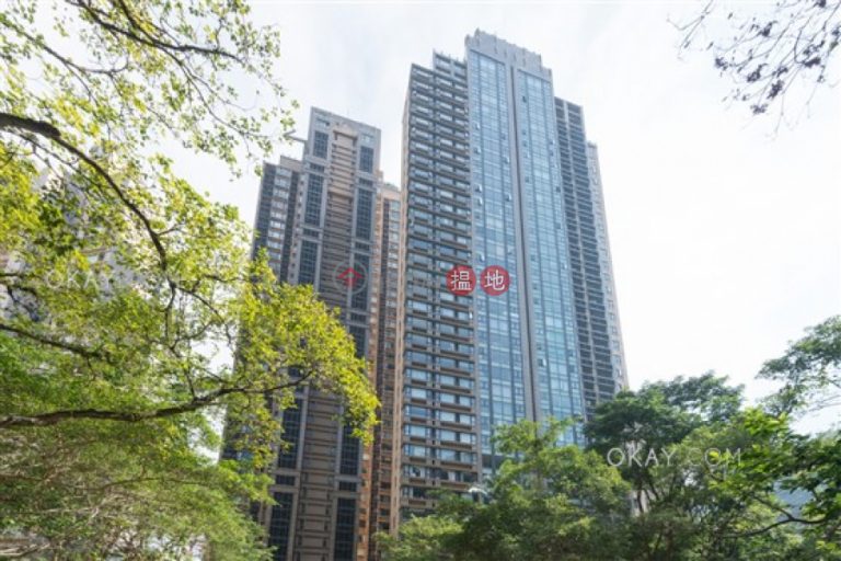 Lovely 3 bedroom on high floor with parking | Rental