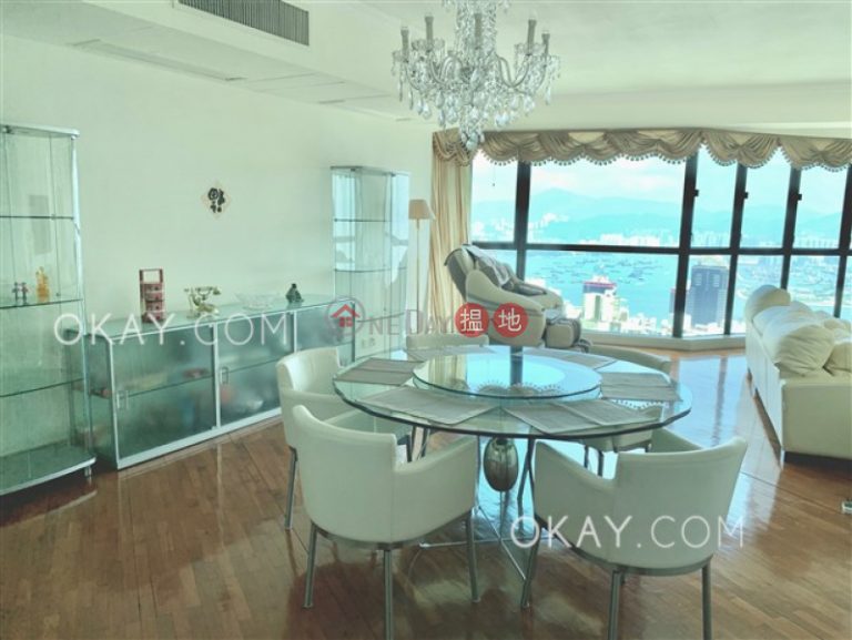 Rare 4 bed on high floor with harbour views & parking | For Sale