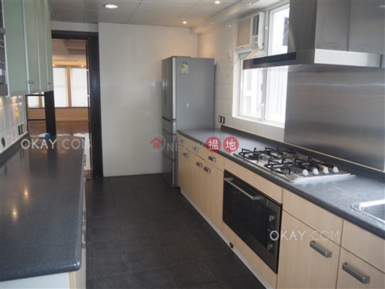 Beautiful 3 bed on high floor with rooftop & balcony | Rental