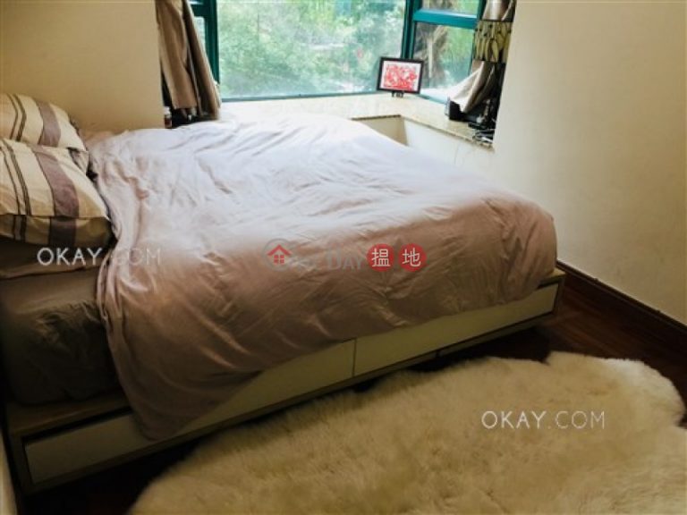 Popular 2 bedroom in Mid-levels Central | Rental