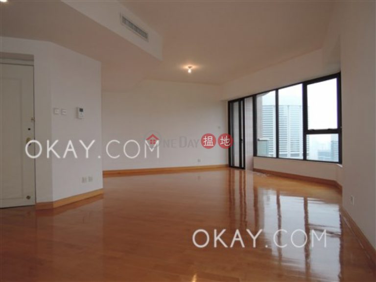 Gorgeous 3 bedroom with harbour views, balcony | Rental