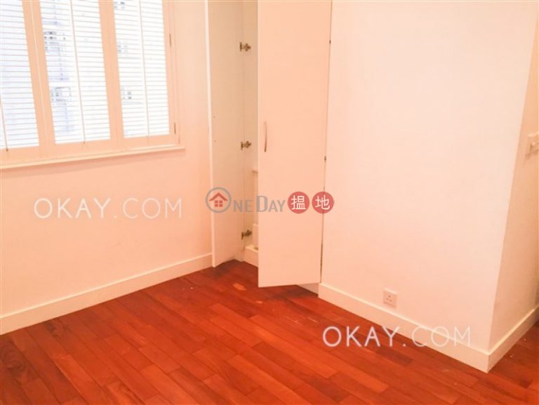 Efficient 3 bedroom on high floor with balcony | For Sale