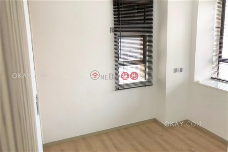 Rare 2 bedroom in Mid-levels West | Rental
