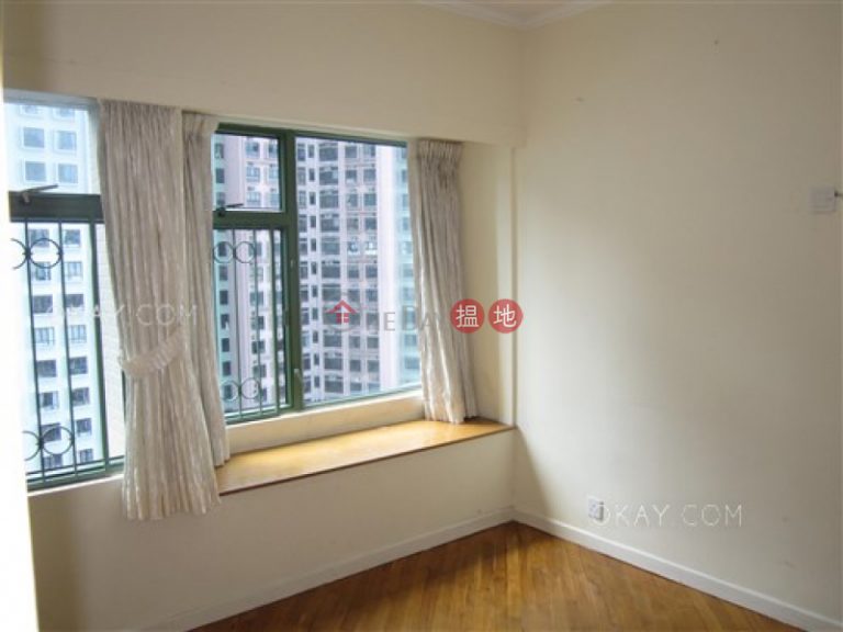 Rare 2 bedroom in Mid-levels West | Rental