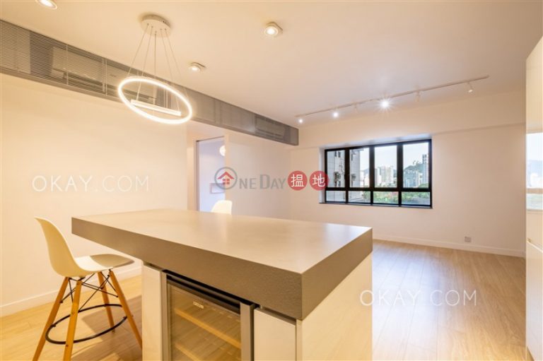 Stylish 2 bedroom in Mid-levels West | Rental