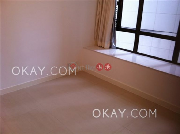 Gorgeous 3 bedroom with balcony | Rental