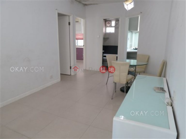Charming 2 bedroom with parking | Rental