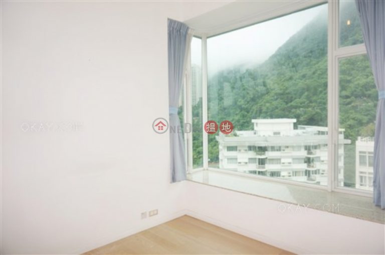 Stylish 3 bedroom on high floor with balcony | Rental