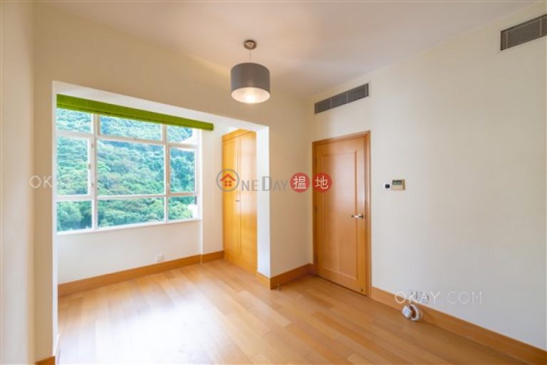 Lovely 4 bedroom on high floor with balcony & parking | For Sale