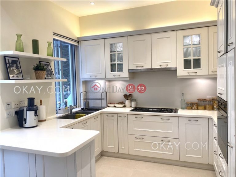 Lovely 3 bedroom with terrace | Rental