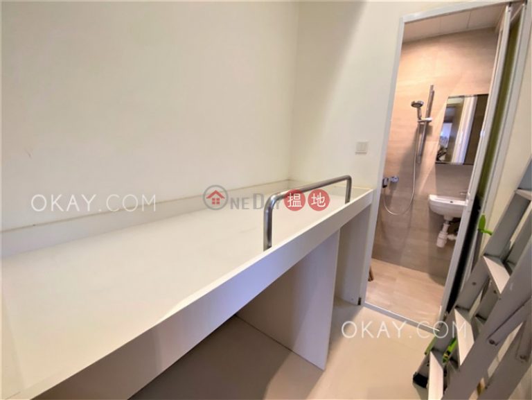 Luxurious 2 bedroom in Mid-levels Central | Rental