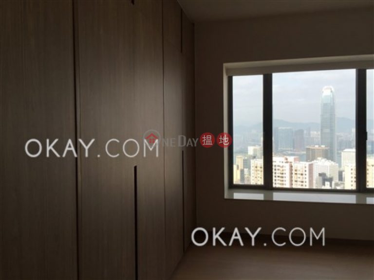 Rare 3 bedroom on high floor with balcony & parking | Rental