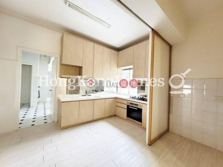 3 Bedroom Family Unit for Rent at Rose Gardens