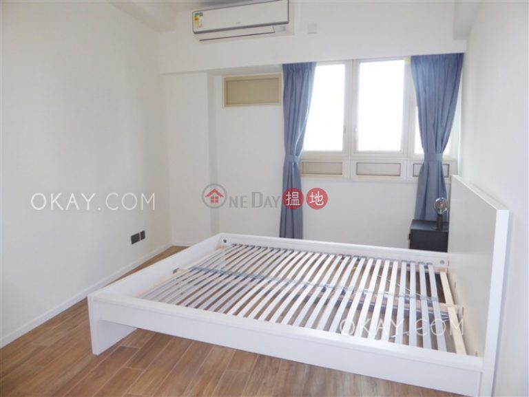 Elegant 1 bedroom in Mid-levels Central | Rental