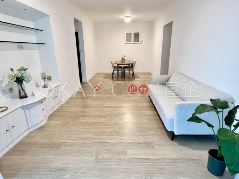 Luxurious 2 bedroom with parking | Rental
