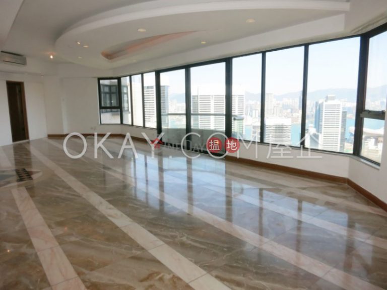 Stylish 4 bed on high floor with harbour views | Rental