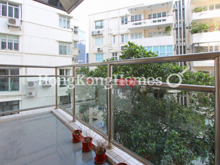 3 Bedroom Family Unit for Rent at Kam Fai Mansion