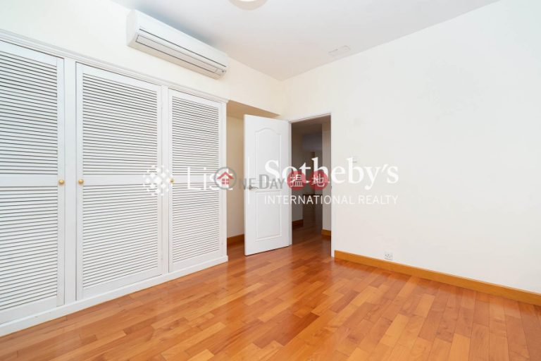 Property for Rent at Tregunter with 3 Bedrooms