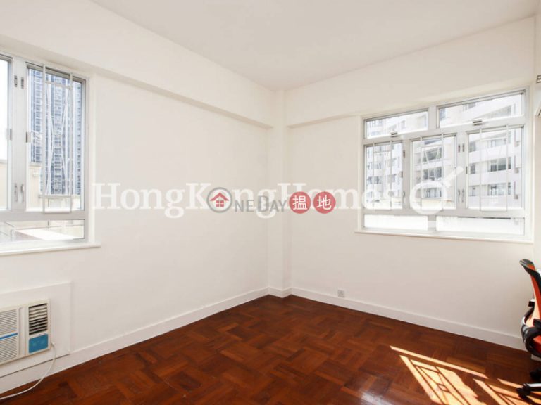 3 Bedroom Family Unit for Rent at Wing Hong Mansion