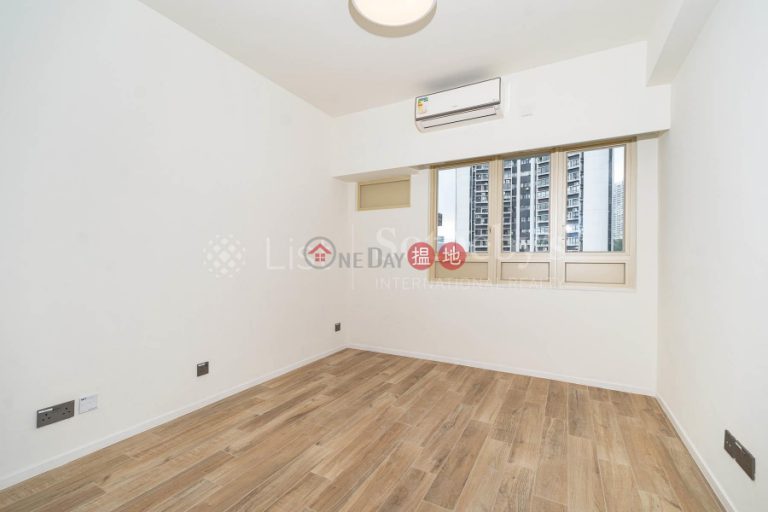 Property for Rent at St. Joan Court with 3 Bedrooms