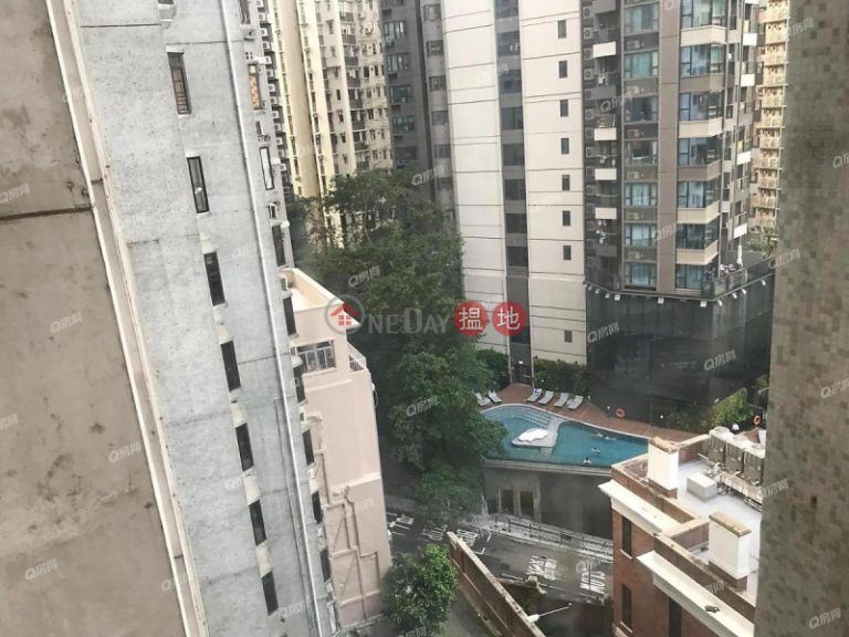 Woodlands Court | 1 bedroom Mid Floor Flat for Sale