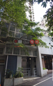 3 Bedroom Family Flat for Sale in Mid Levels - West