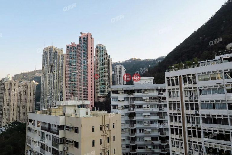 18 Conduit Road | 3 bedroom High Floor Flat for Rent