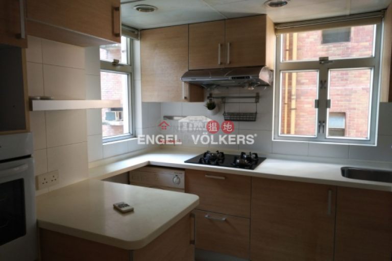 2 Bedroom Apartment/Flat for Sale in Central Mid Levels