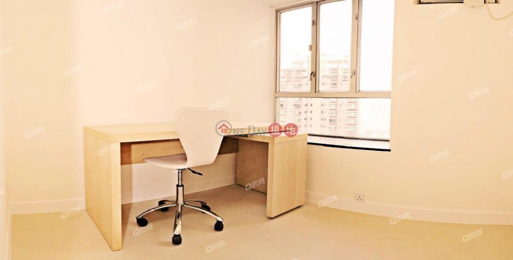 Floral Tower | 2 bedroom High Floor Flat for Rent