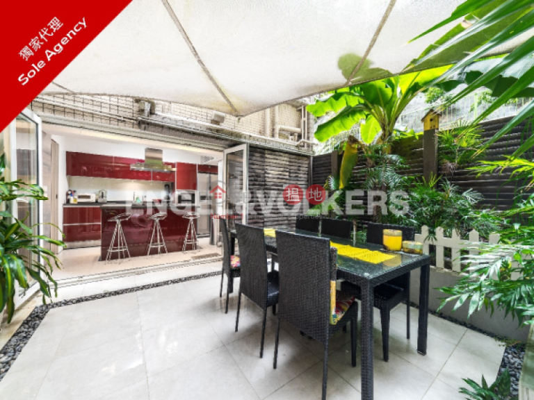 2 Bedroom Flat for Sale in Central Mid Levels