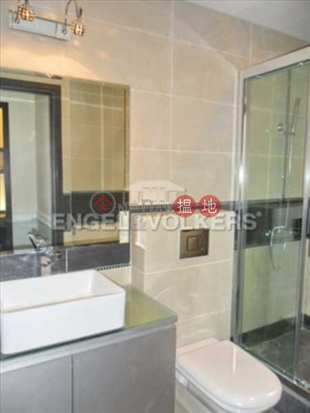 3 Bedroom Family Flat for Sale in Mid Levels West