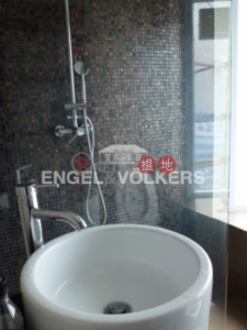 2 Bedroom Flat for Sale in Central Mid Levels