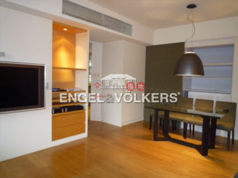 2 Bedroom Flat for Sale in Central Mid Levels