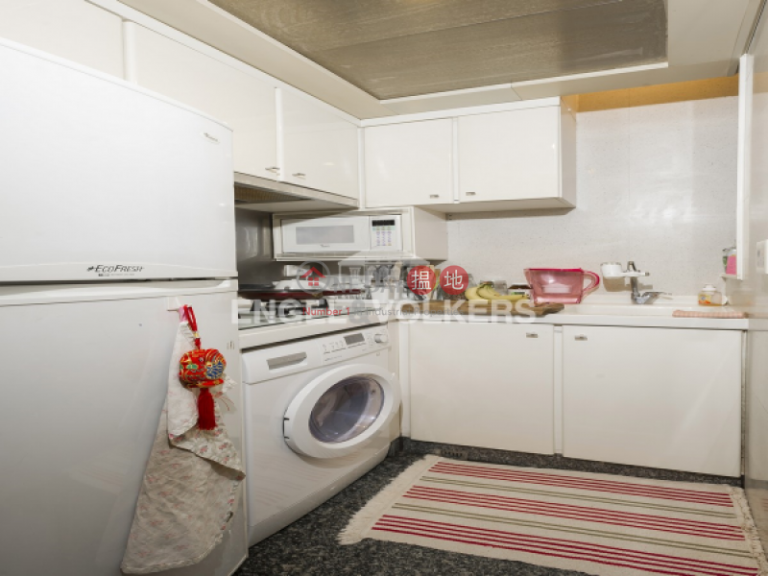 1 Bed Flat for Sale in Central Mid Levels