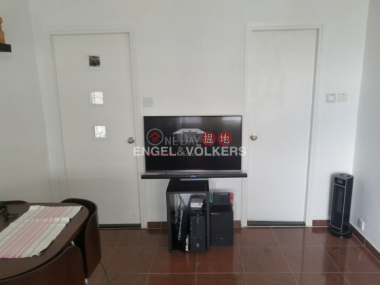 2 Bedroom Apartment/Flat for Sale in Central Mid Levels