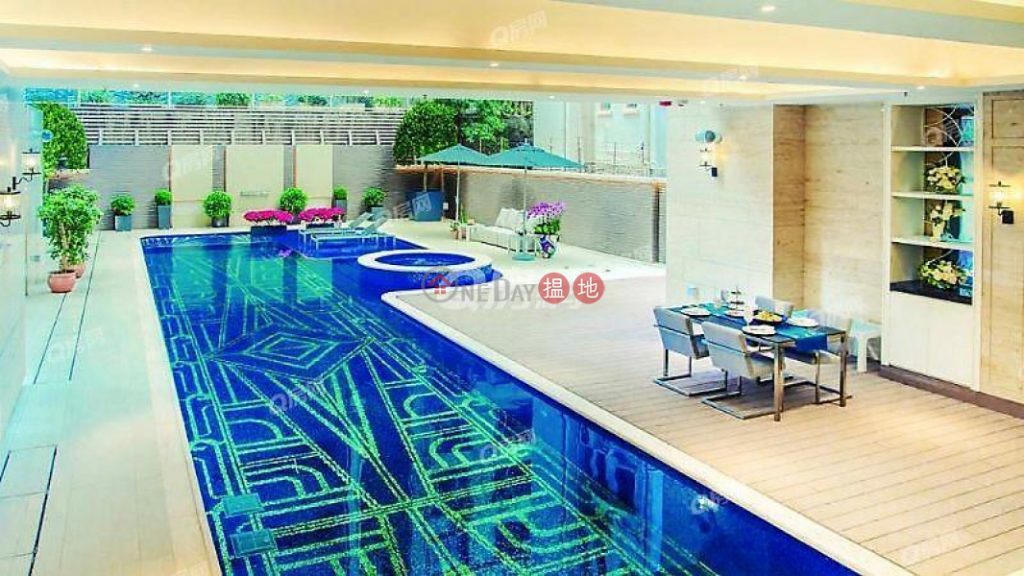 Castle One By V | 1 bedroom Low Floor Flat for Rent