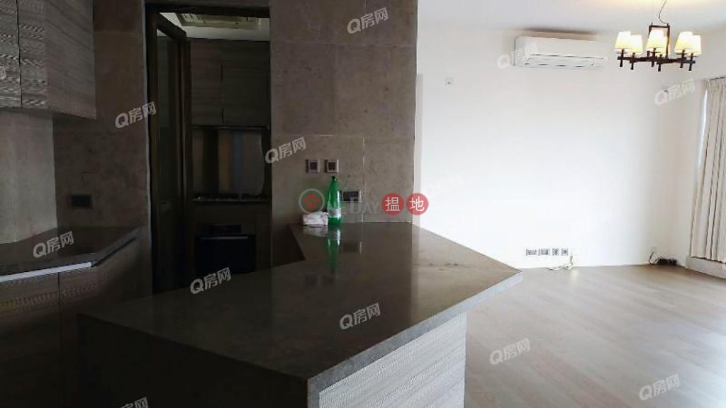 Azura | 3 bedroom Low Floor Flat for Rent
