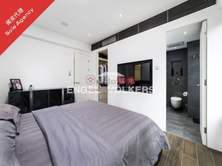 Bright and spacious Apartment in Woodland Gardens